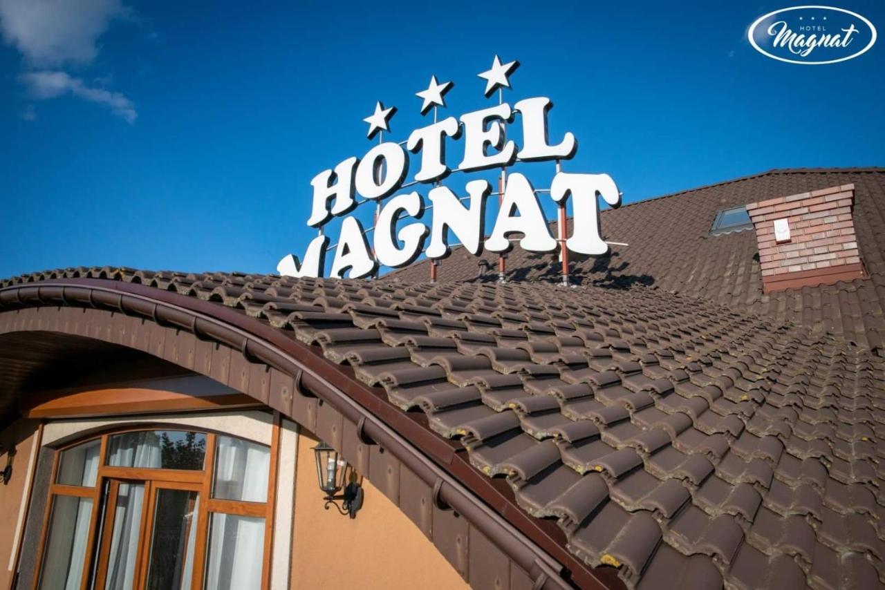 Hotel Magnat Slupca Exterior photo